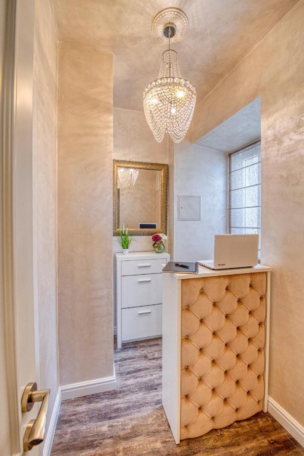 Riva Palace - Design Rooms Ζαντάρ Εξωτερικό φωτογραφία
